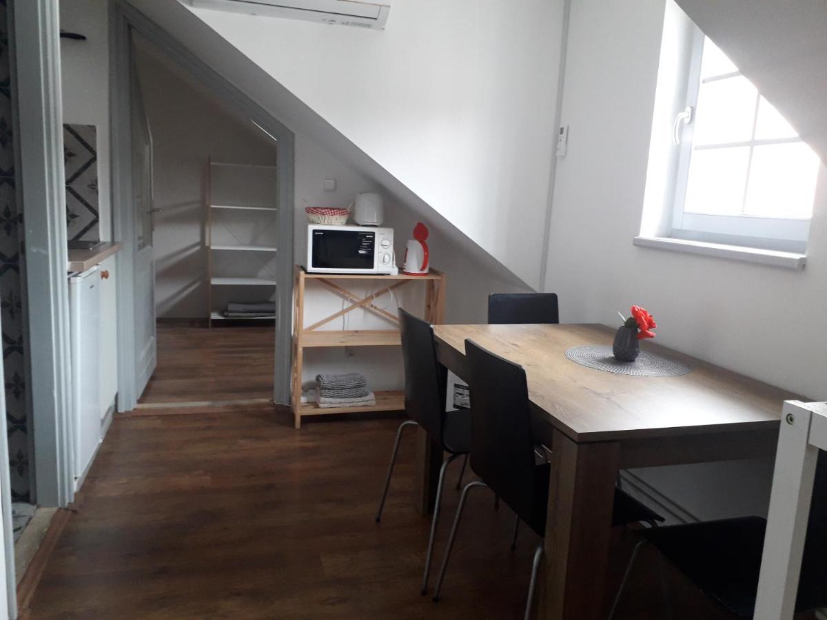 Plitzner Belvarosi Apartmanhaz Егер Екстериор снимка