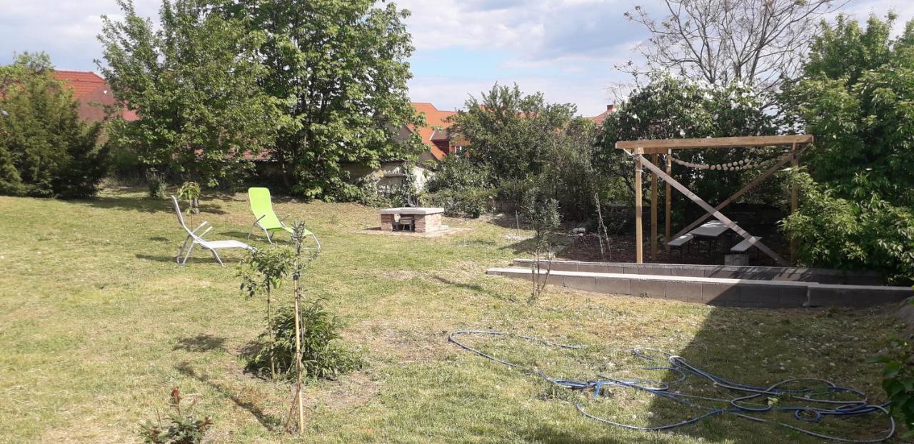 Plitzner Belvarosi Apartmanhaz Егер Екстериор снимка